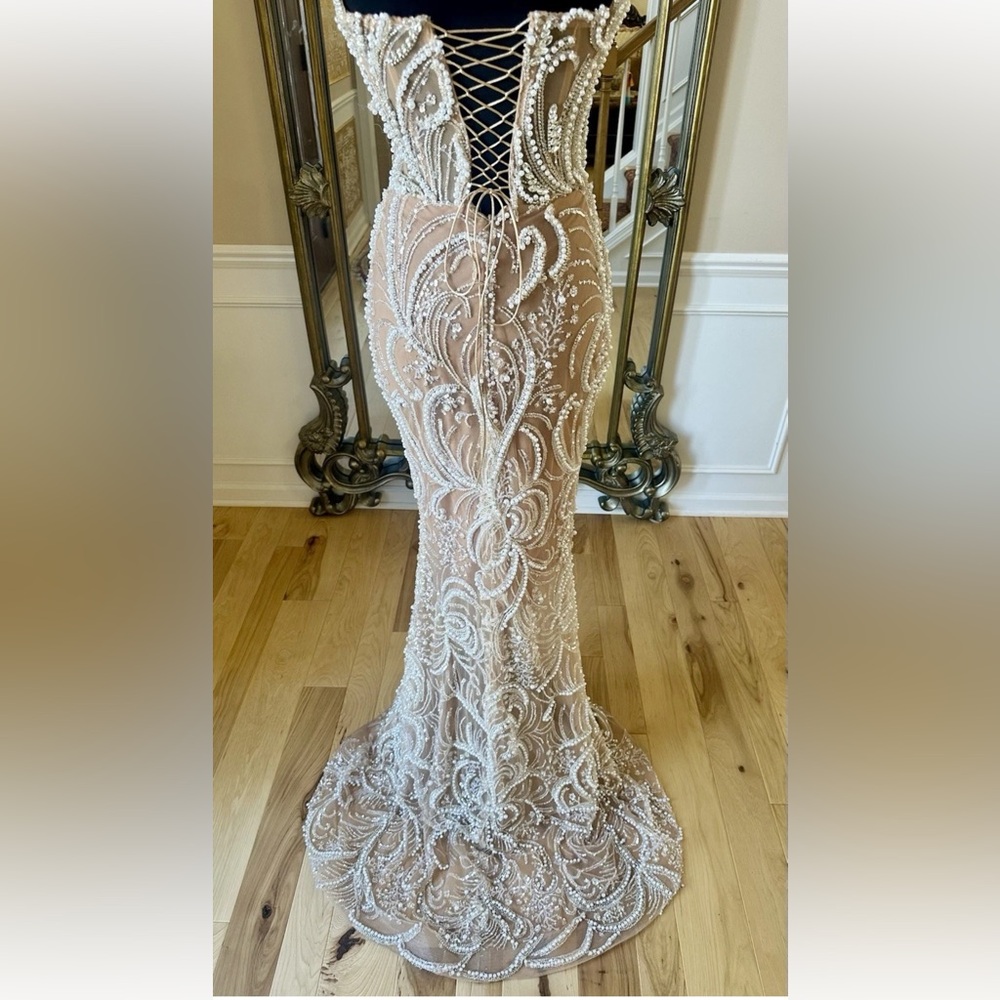 Crystal Beaded Engagement Bridal Sweetheart Neckline Custom Gown Beige Size 4 - Picture 15 of 16
